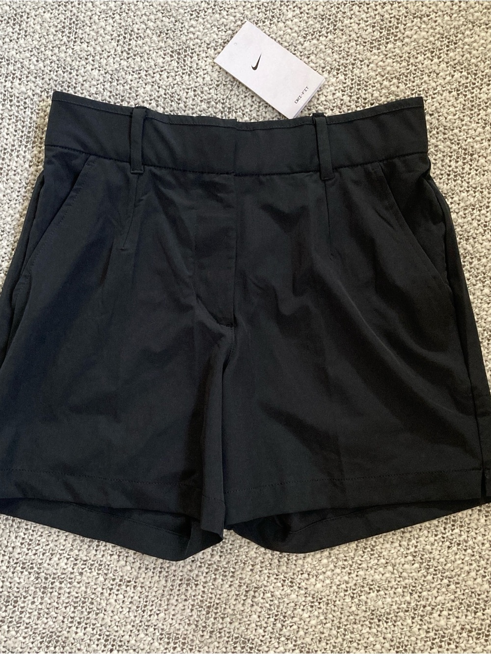 NWT Nike Women’s Dri-FIT Victory 5" Golf Shorts Black (DA3209-010) Size Small